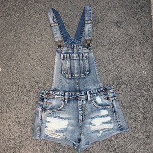 Forever 21 size 25  denim short overalls